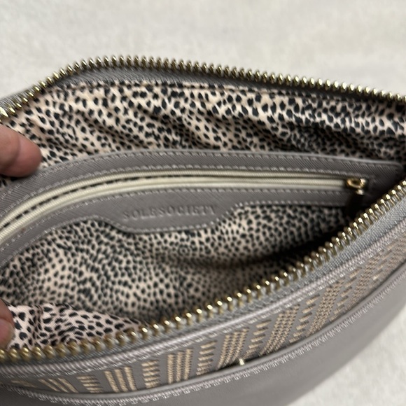 Sole Society Gray Large Clutch IPad Top Zip Purse, LIKE NEW! NEVER USED! - Picture 5 of 9